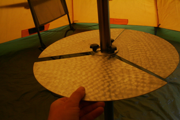 Segmented tent table
